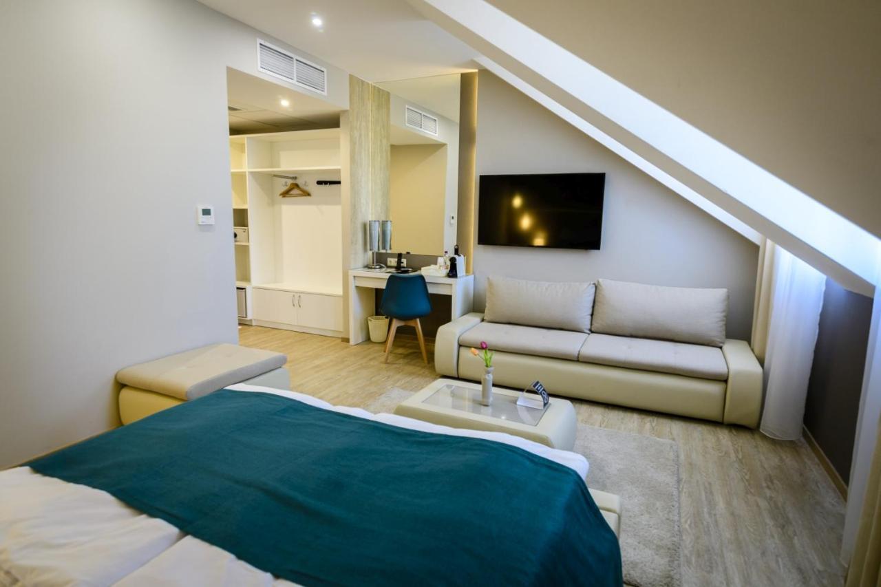 The Hotel Unforgettable - Hotel Tiliana By Homoky Hotels & Spa Будапеща Екстериор снимка